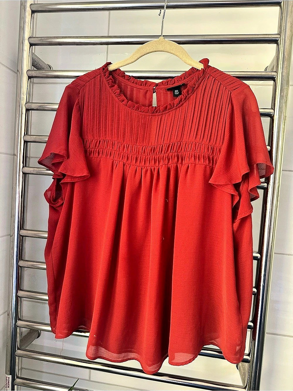 Torrid Red Ruffle Sleeve Blouse Size 00
